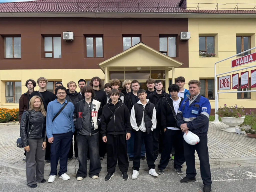 ef901612-3f56-48b9-82d0-f47bd7de4df1.jpg