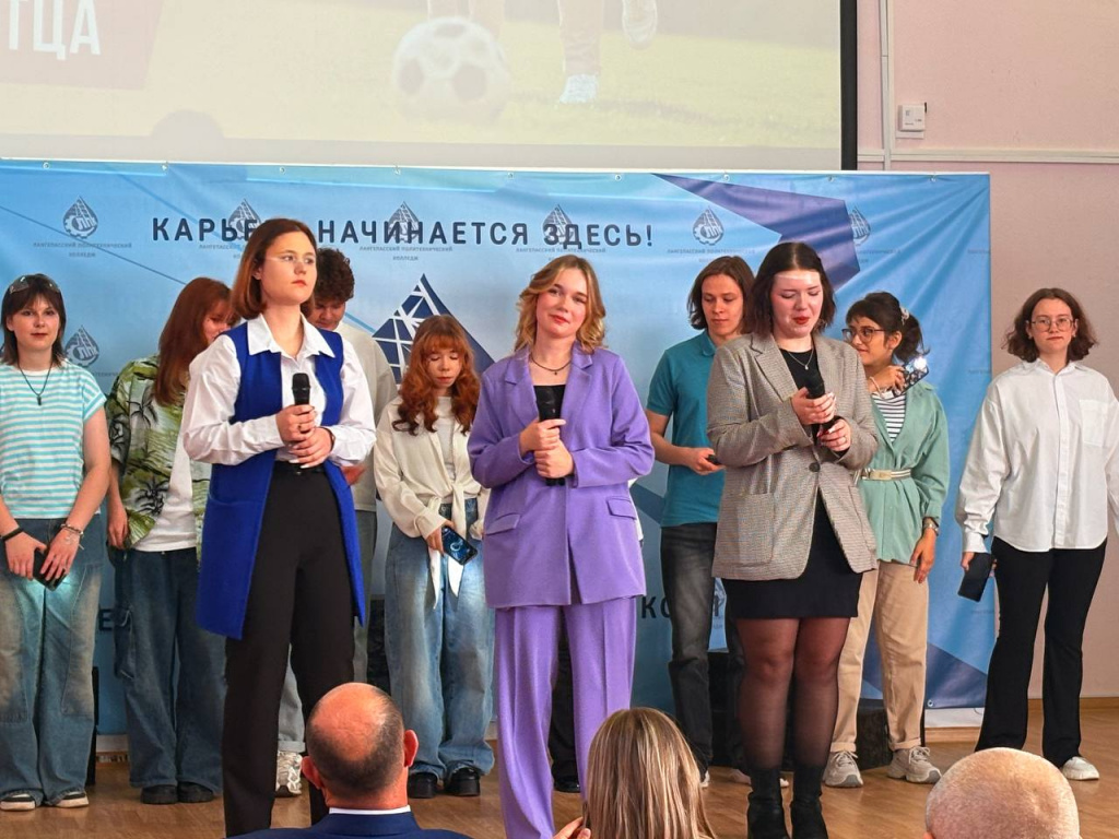 театральная постановка1.jpg