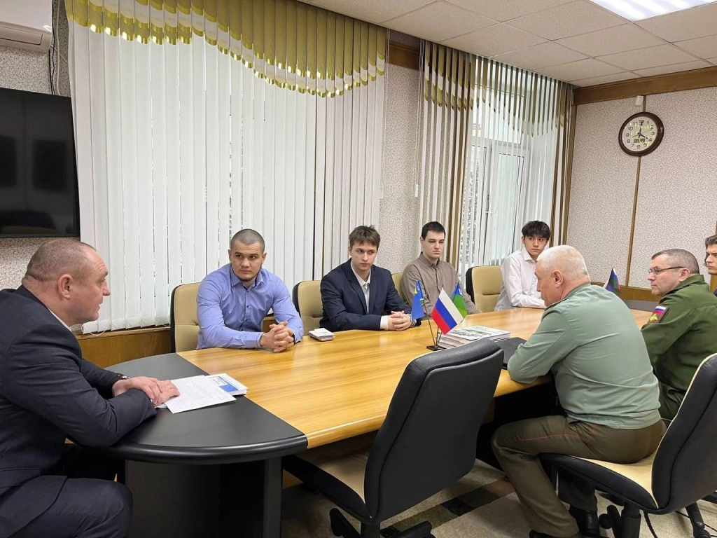 встреча с Милкиным1.jpg