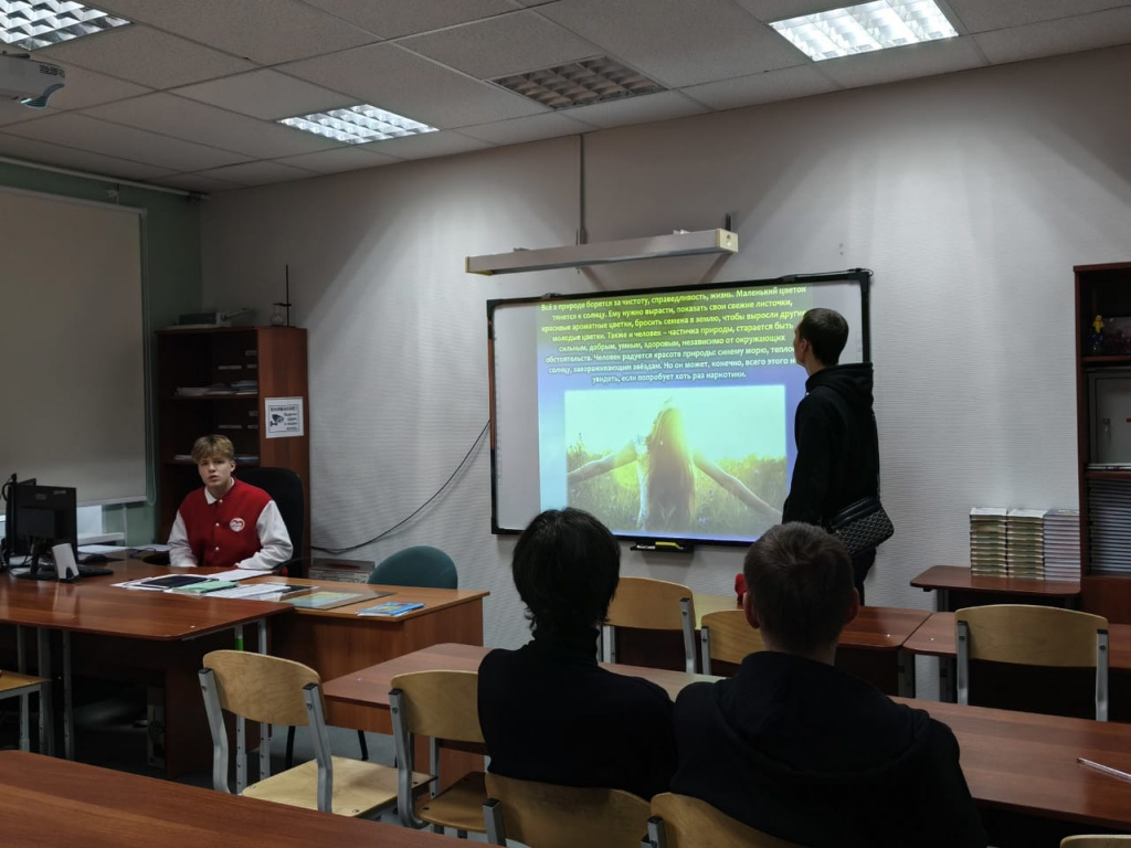 волонтеры_чисотое поколение1.jpg