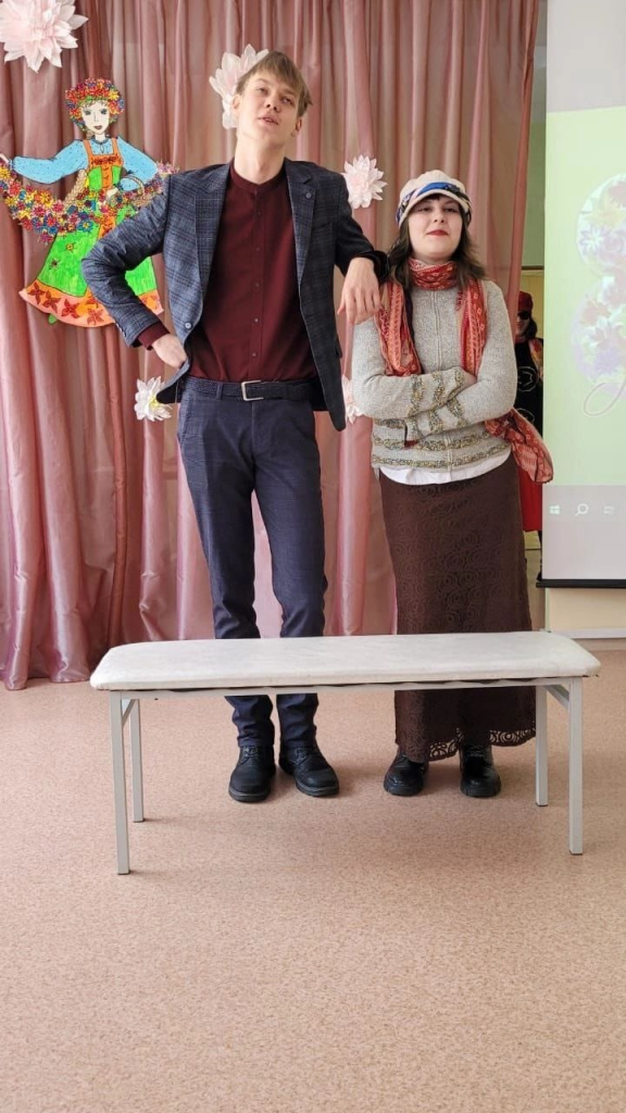 8 марты выступление..jpg